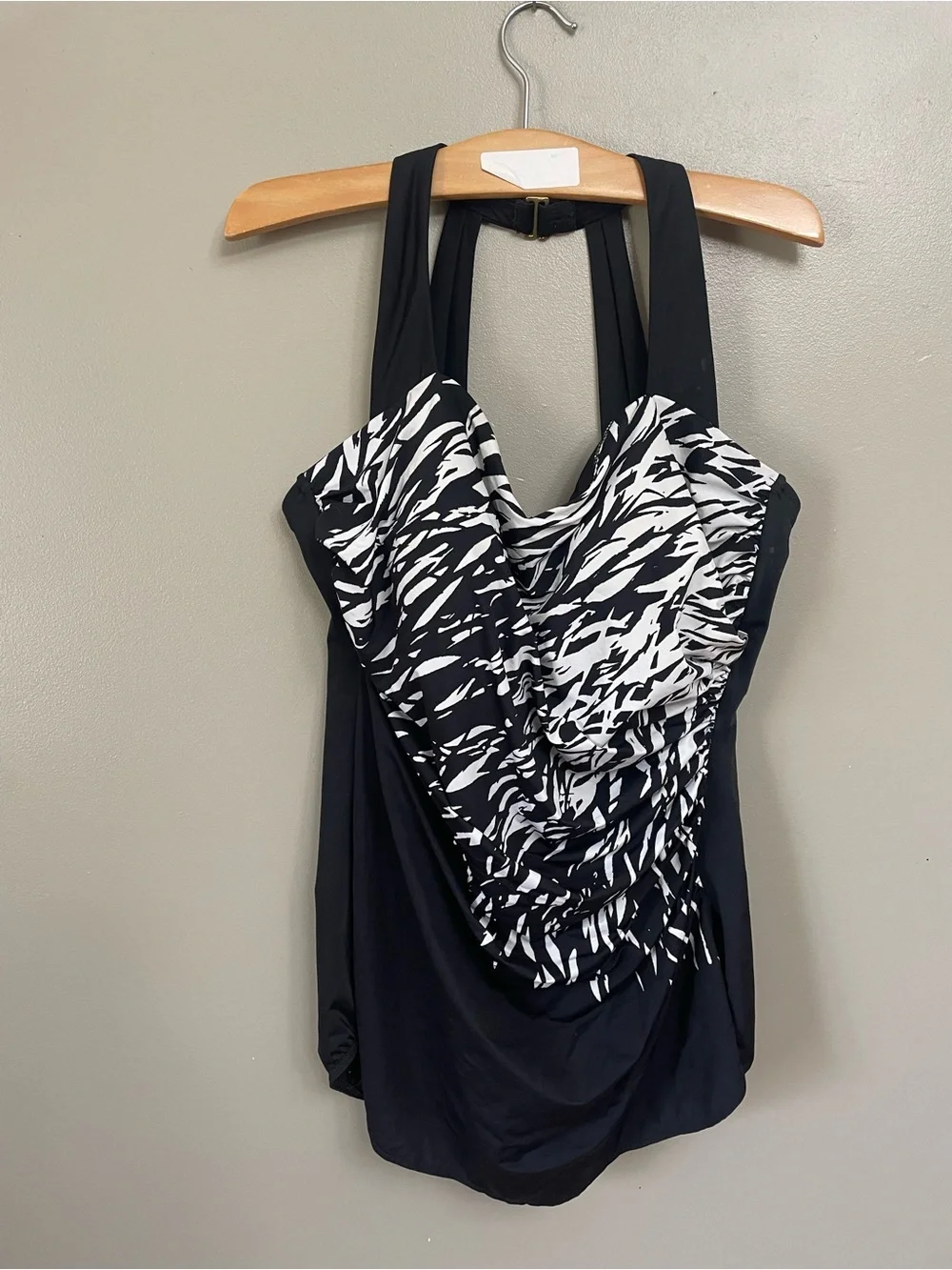 LANDS END Women's Black Slimming One Piece Back Swimsuit 20 W Long